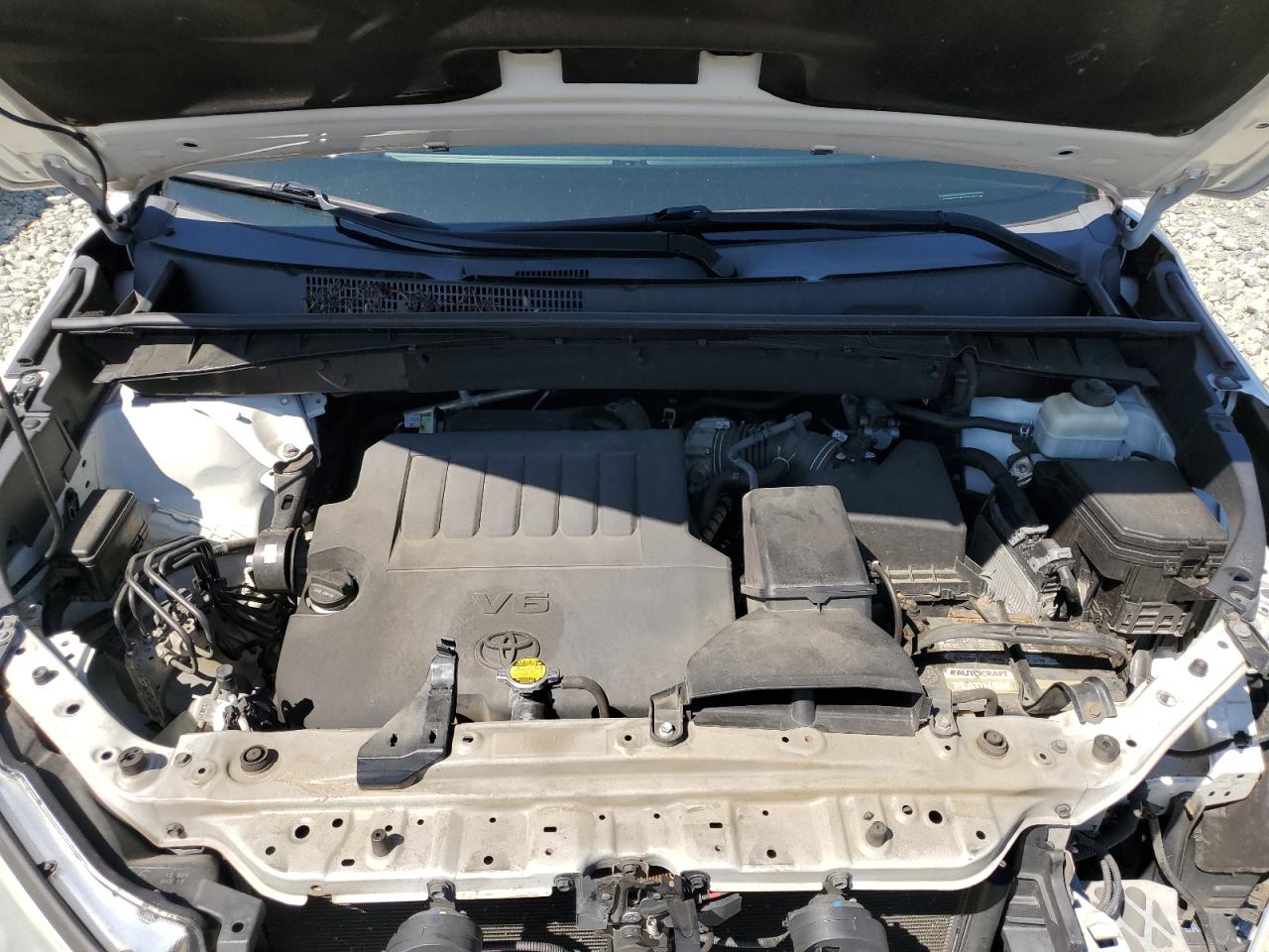 5TDKKRFH2FS074031 2015 Toyota Highlander Xle