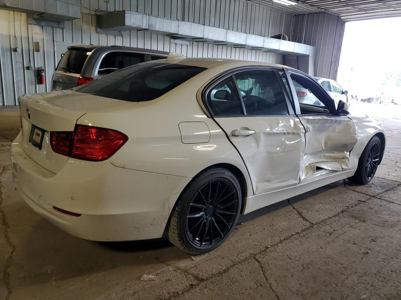 WBA3B5C57EP543157 2014 BMW 328 Xi Sulev