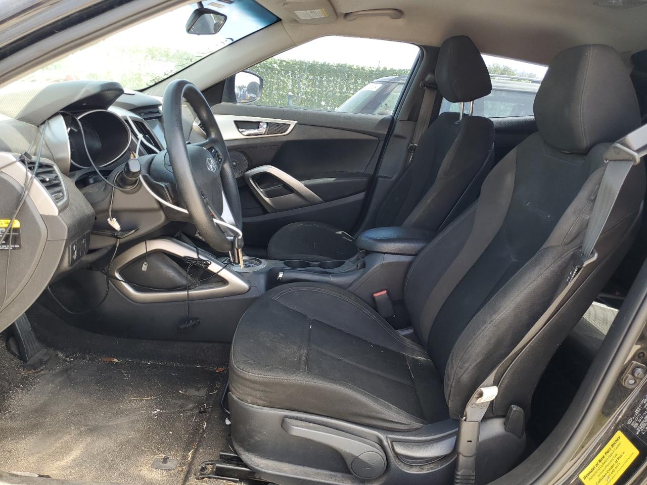 KMHTC6AD2GU276302 2016 Hyundai Veloster