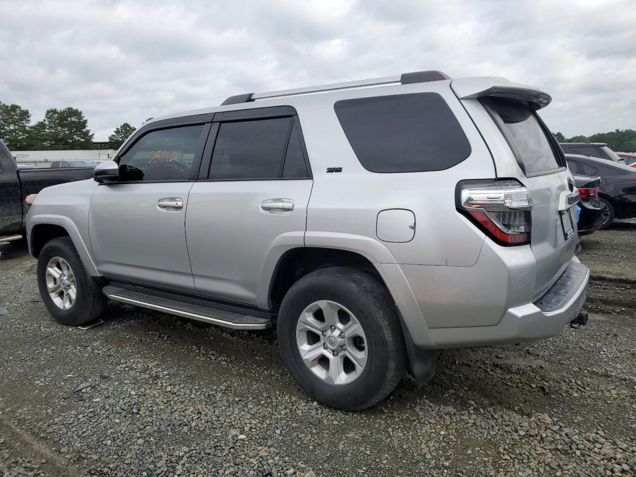 2019 Toyota 4Runner Sr5 vin: JTEZU5JR7K5199216