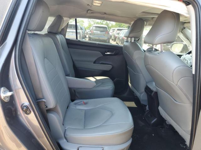 2022 Toyota Highlander Xle VIN: 5TDGZRBH9NS178537 Lot: 56044594