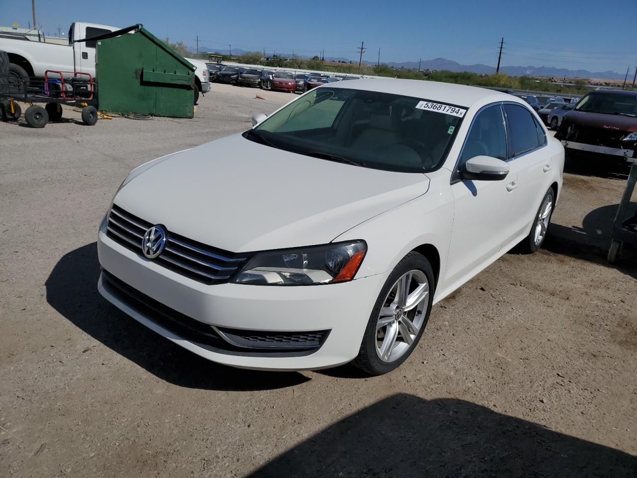 1VWBP7A32DC051555 2013 Volkswagen Passat Se