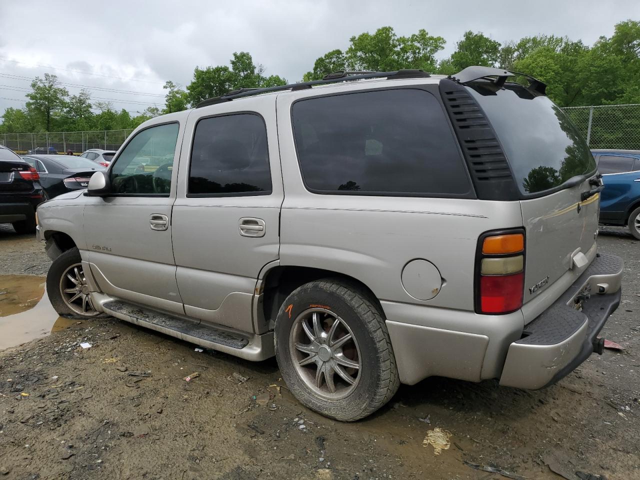 1GKEK63U24J222092 2004 GMC Yukon Denali