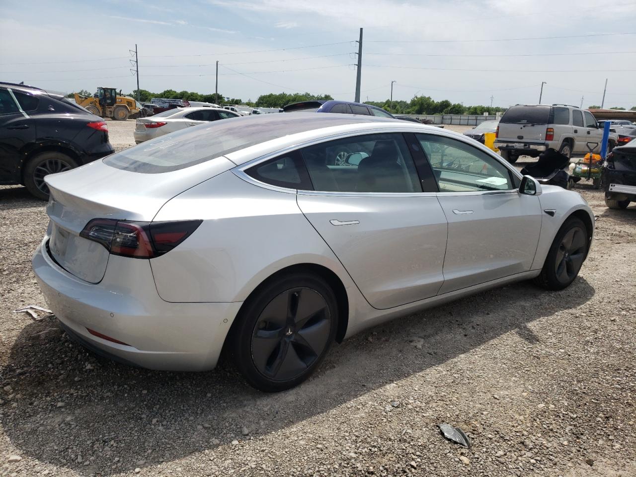 5YJ3E1EA8JF037337 2018 Tesla Model 3