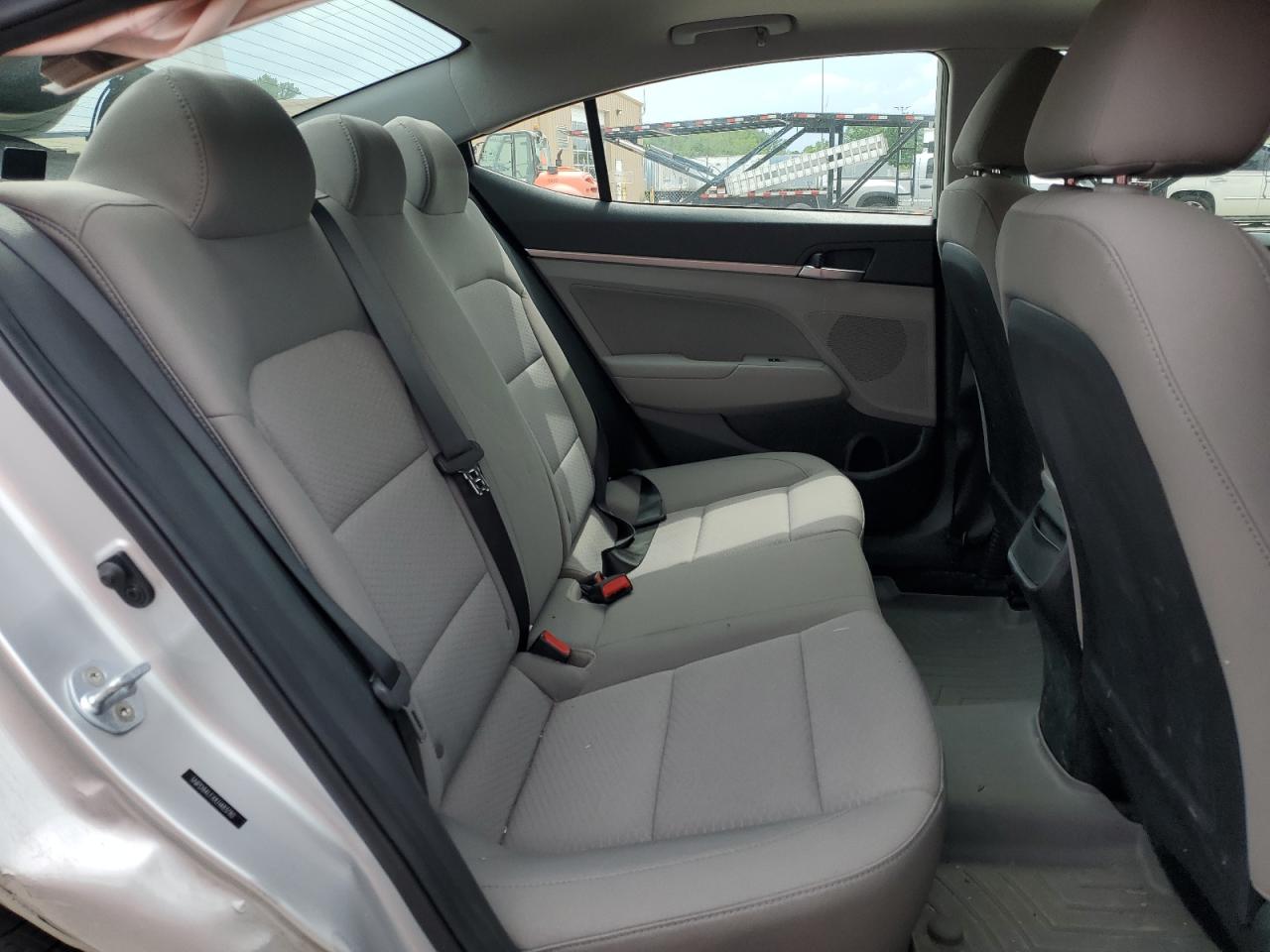 2019 Hyundai Elantra Sel vin: 5NPD84LFXKH483780