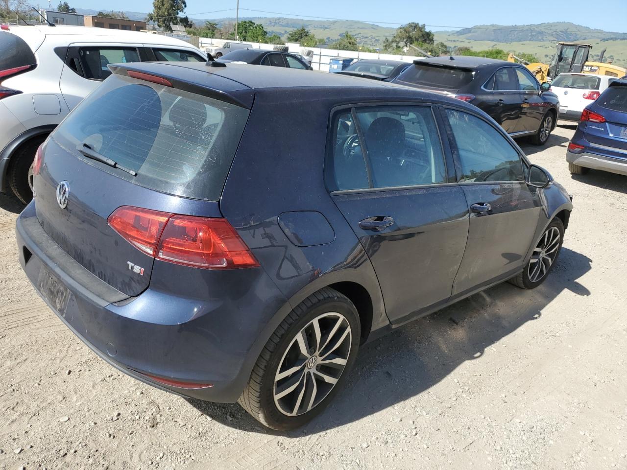 2017 Volkswagen Golf S vin: 3VW217AU4HM035694