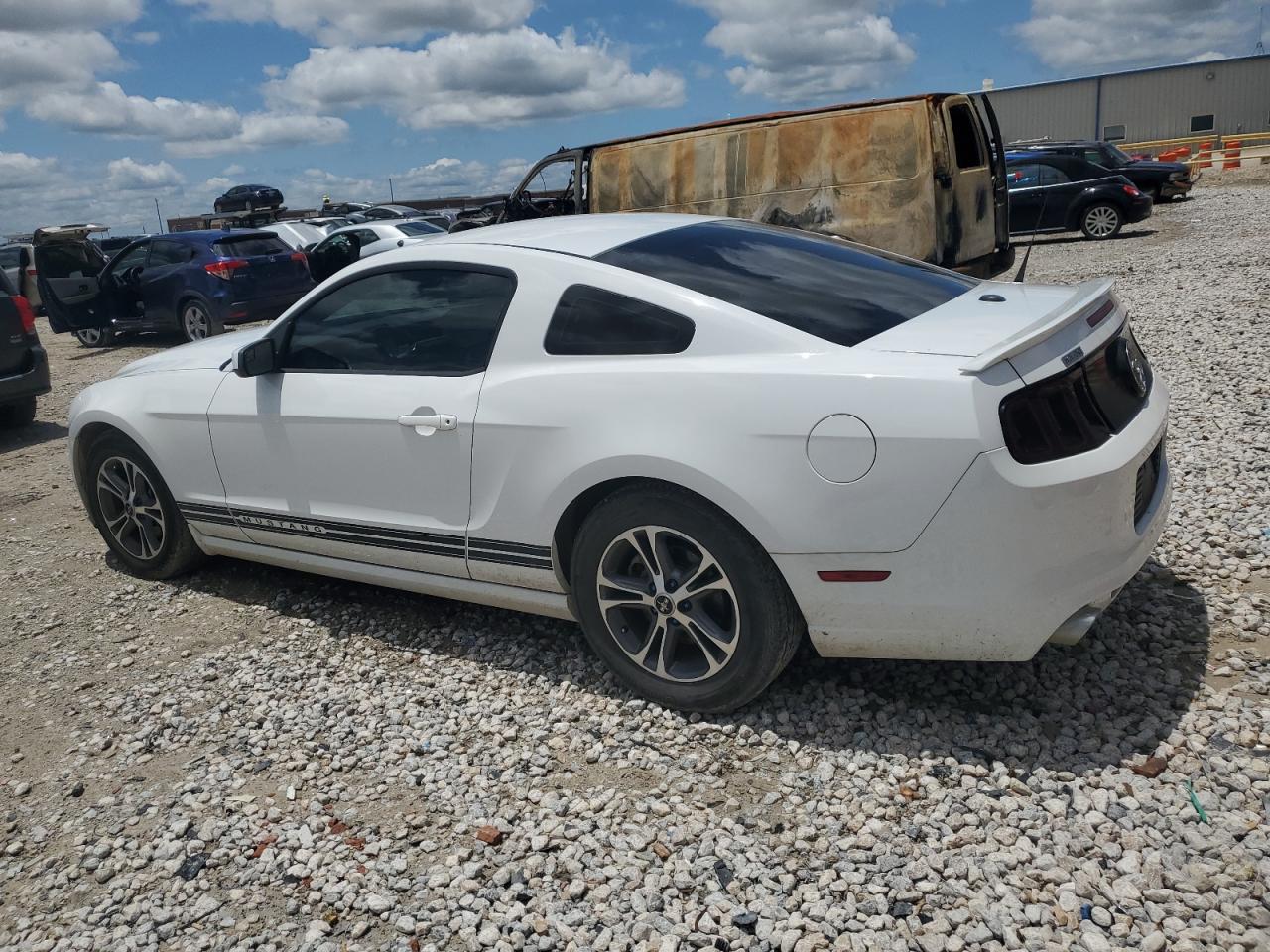 2014 Ford Mustang vin: 1ZVBP8AM8E5240389