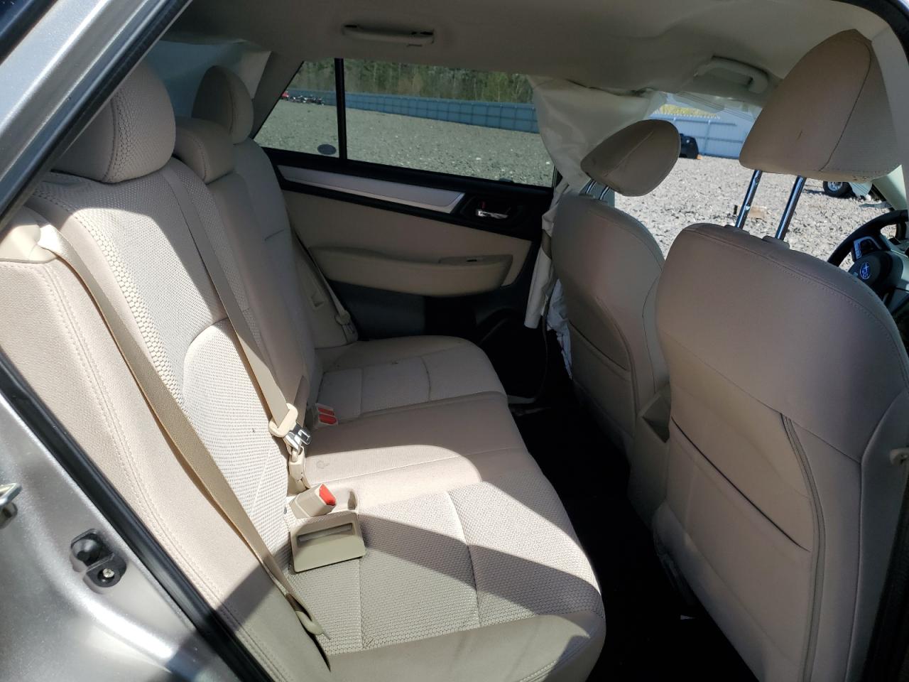 4S4BSACCXG3327038 2016 Subaru Outback 2.5I Premium