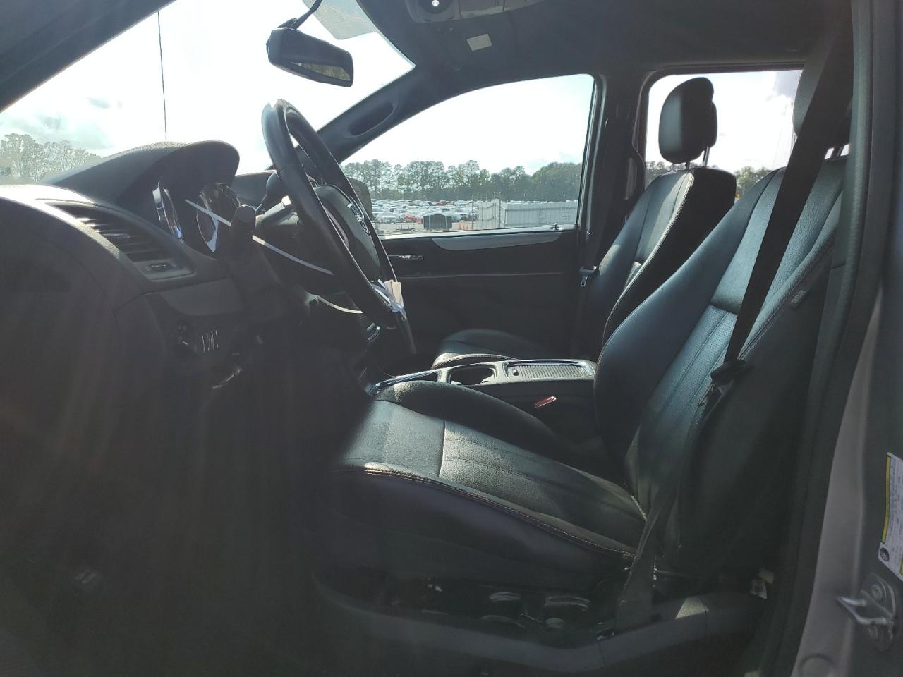 2C4RDGEG6JR284185 2018 Dodge Grand Caravan Gt