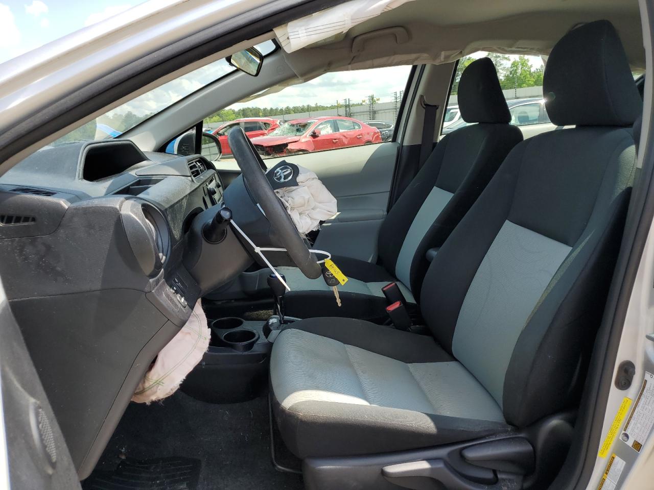 JTDKDTB30E1080035 2014 Toyota Prius C