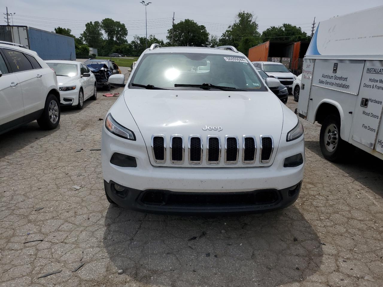 2016 Jeep Cherokee Latitude vin: 1C4PJMCS9GW295994