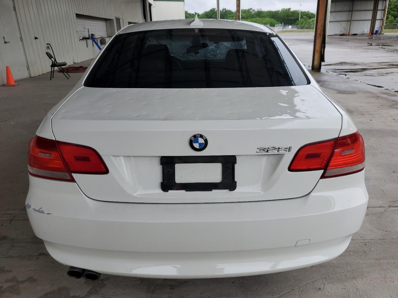 WBAWB33528P132271 2008 BMW 328 I