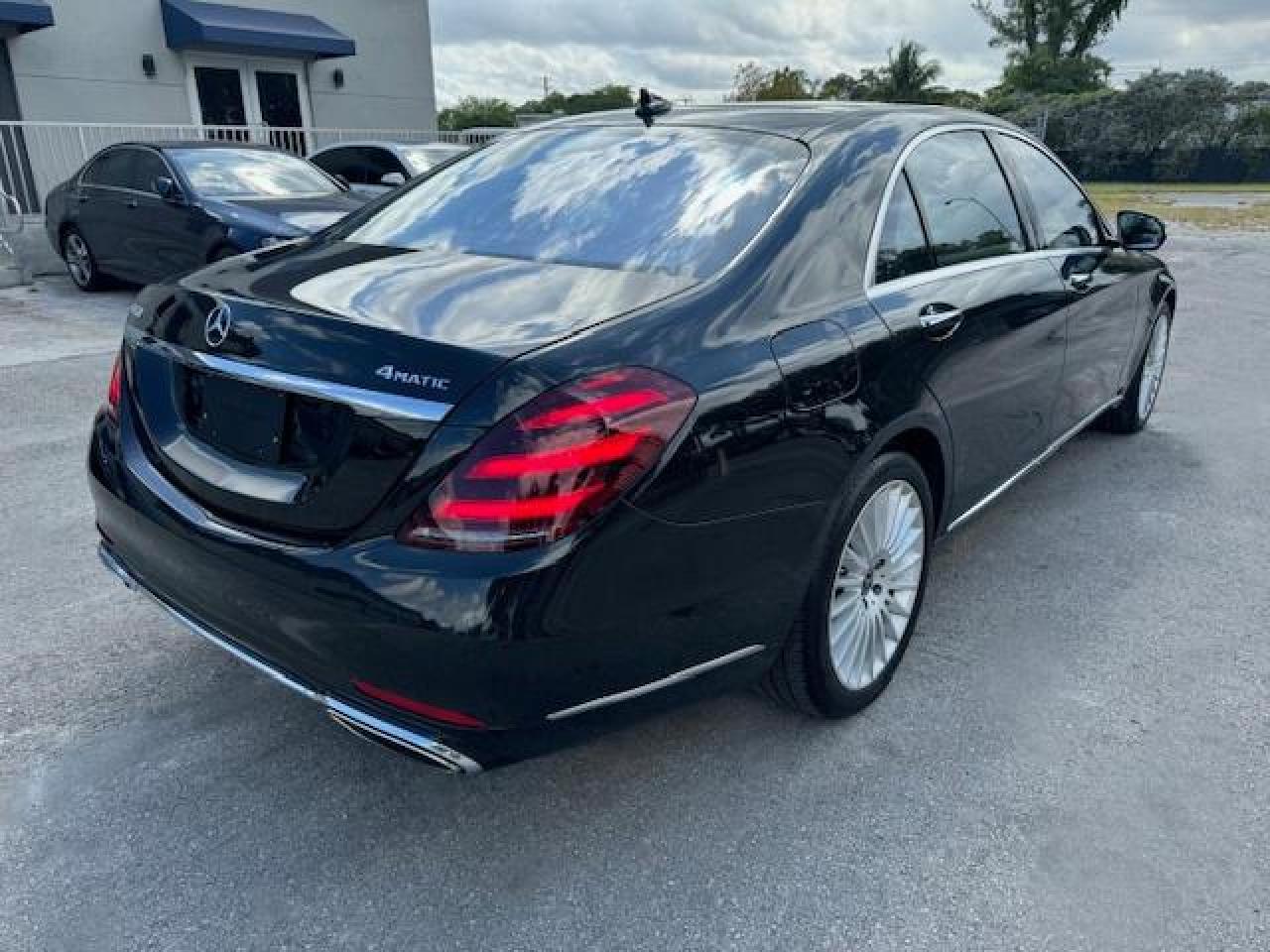 WDDUG8GB0JA380641 2018 Mercedes-Benz S 560 4Matic