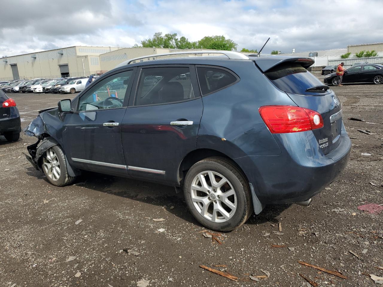 JN8AS5MV2DW126739 2013 Nissan Rogue S