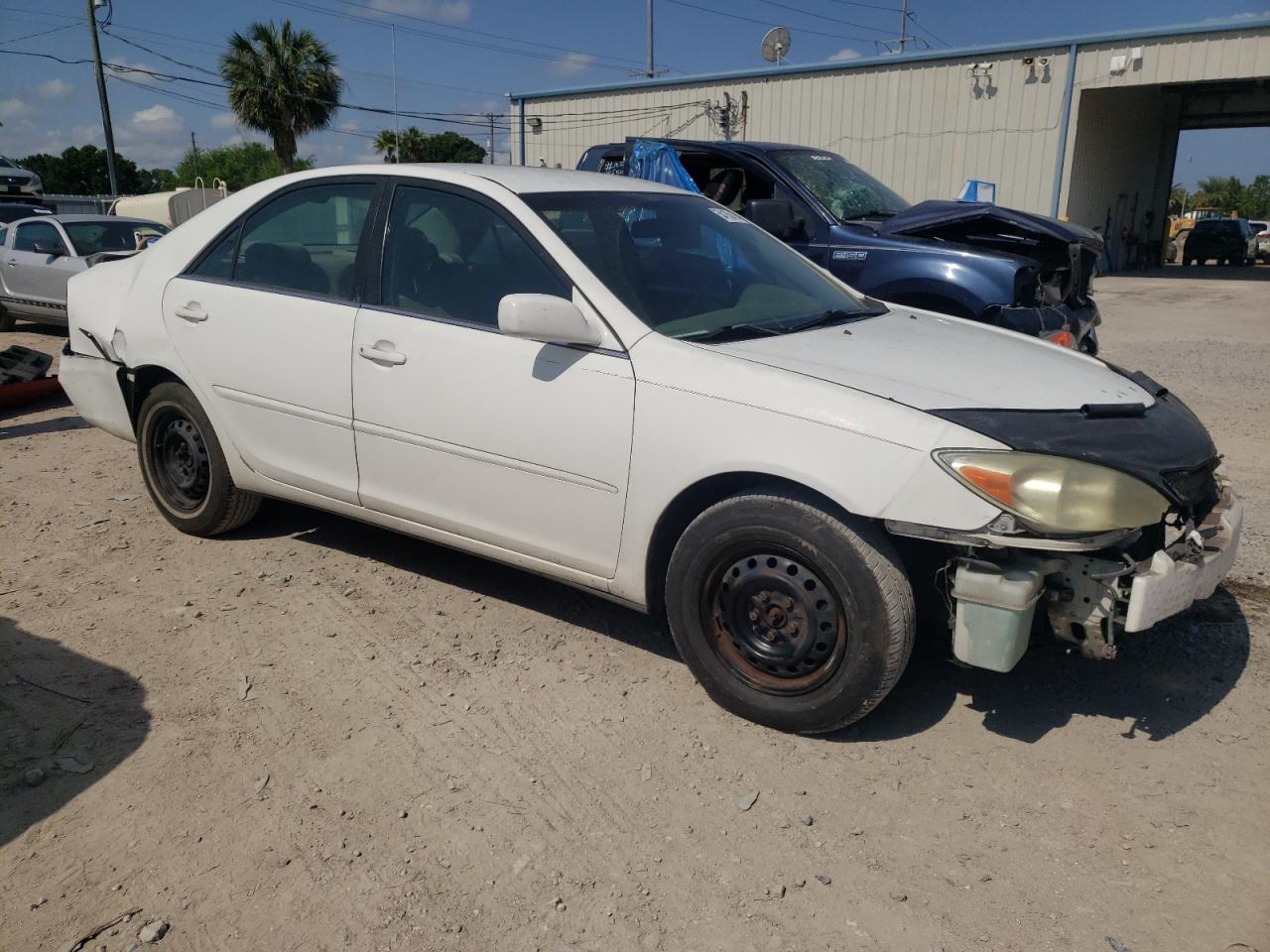 4T1BE32K94U333625 2004 Toyota Camry Le