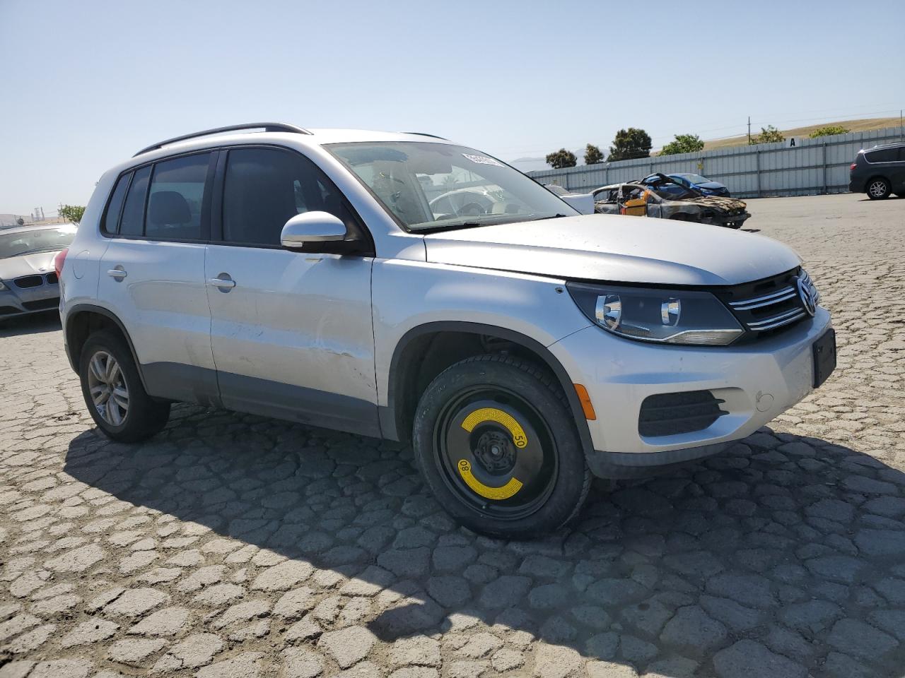 2017 Volkswagen Tiguan S vin: WVGAV7AX1HK027391