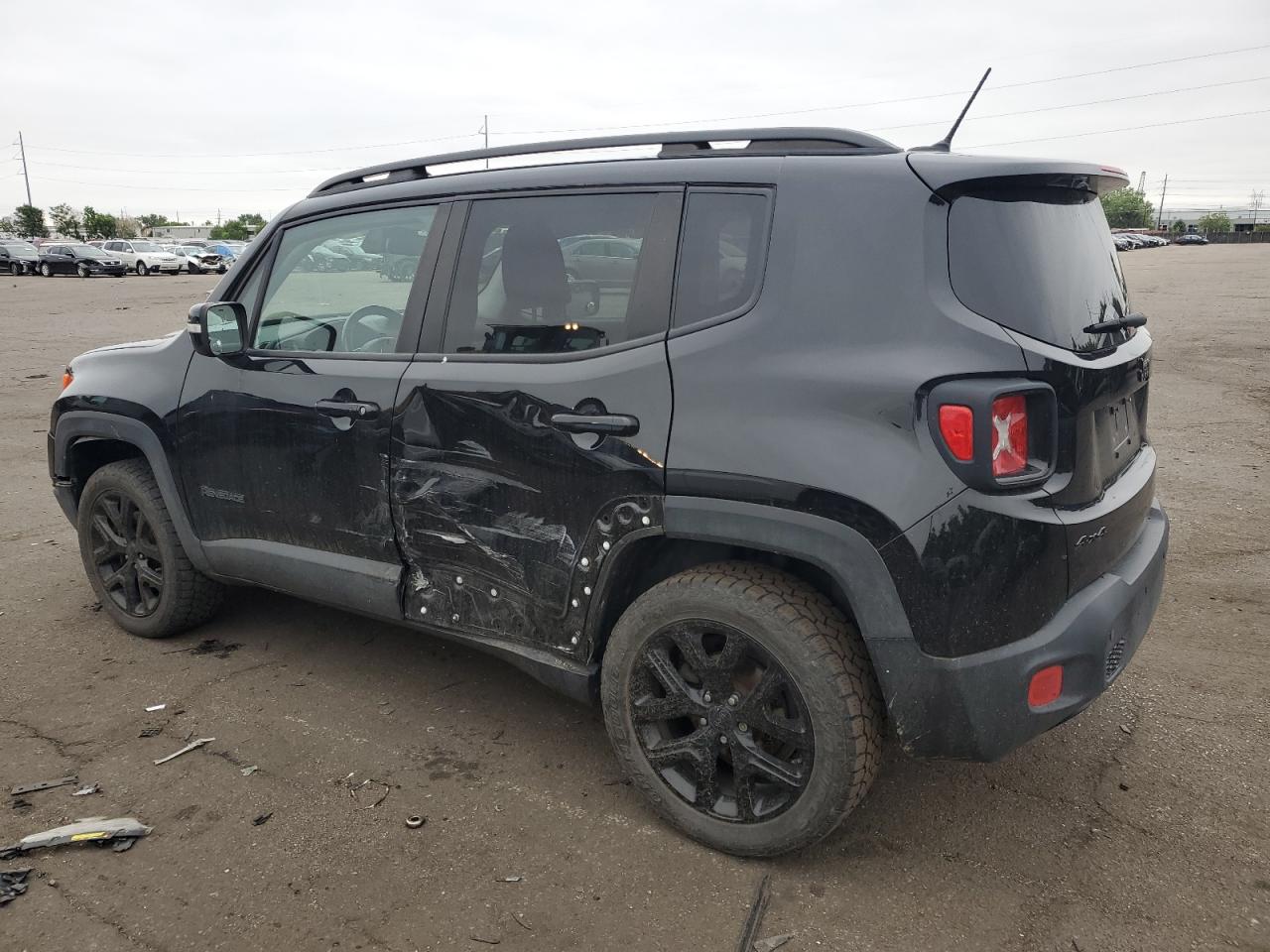 2017 Jeep Renegade Latitude vin: ZACCJBBB2HPG00495