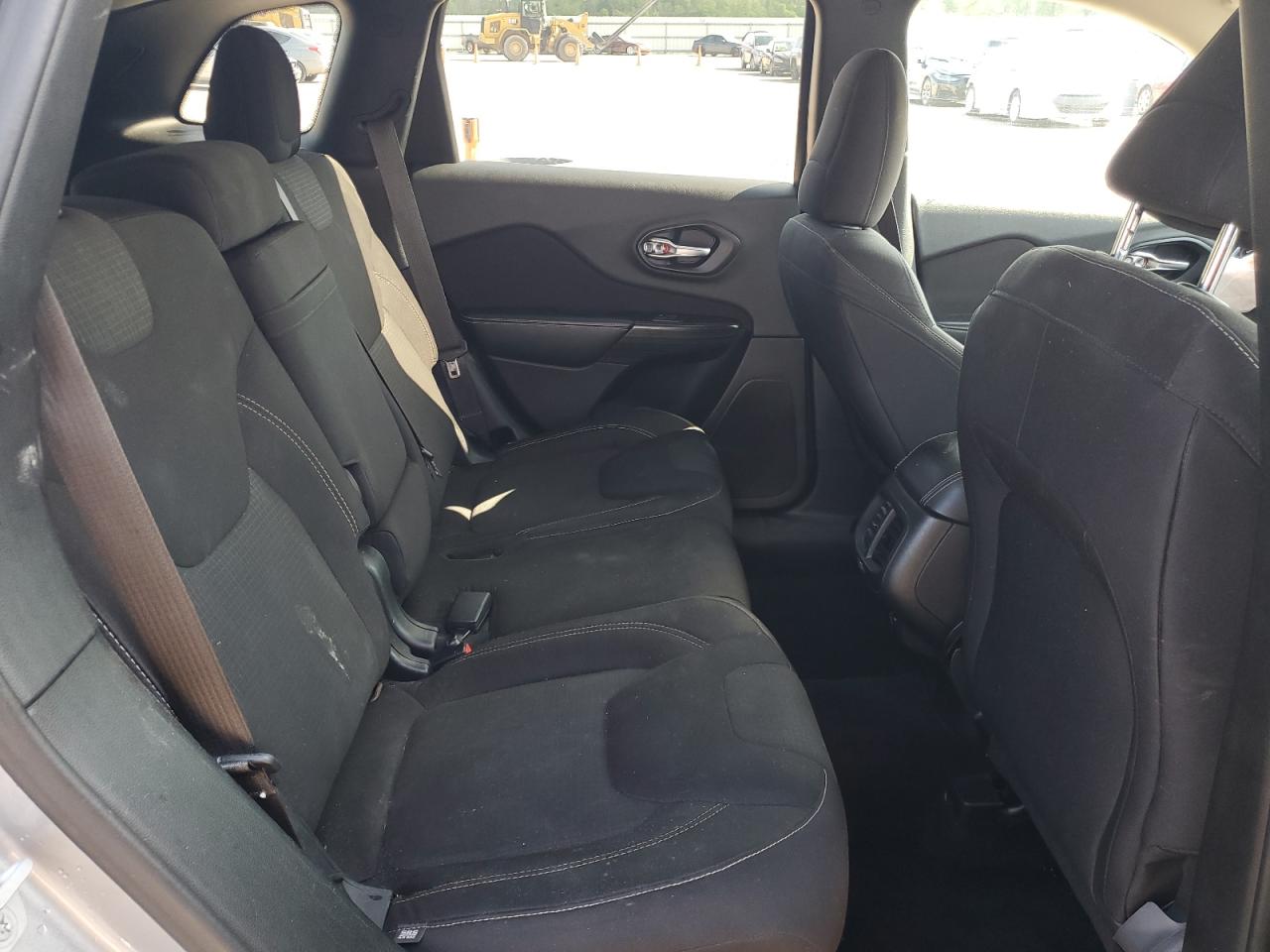 1C4PJMCB4FW514875 2015 Jeep Cherokee Latitude