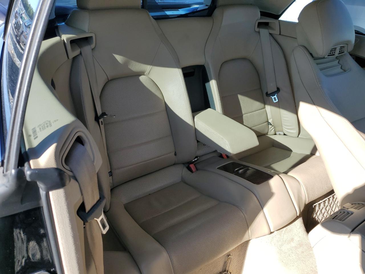 WDDKK5GF1BF063625 2011 Mercedes-Benz E 350