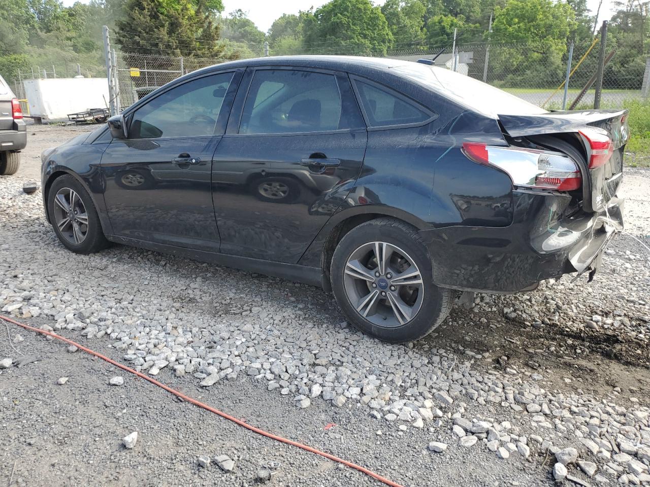 1FADP3FE9JL219725 2018 Ford Focus Se