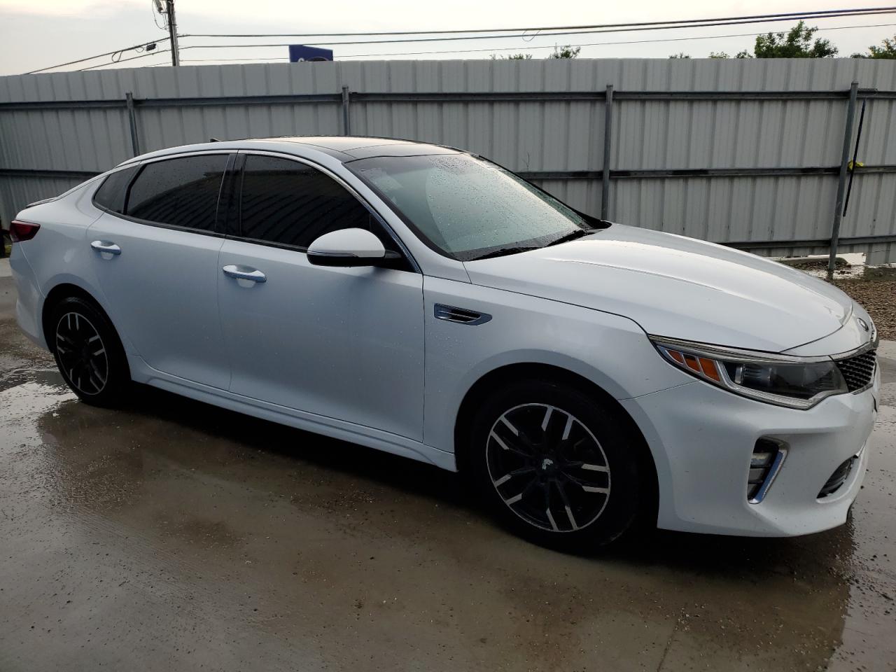 5XXGT4L38JG243865 2018 Kia Optima Lx