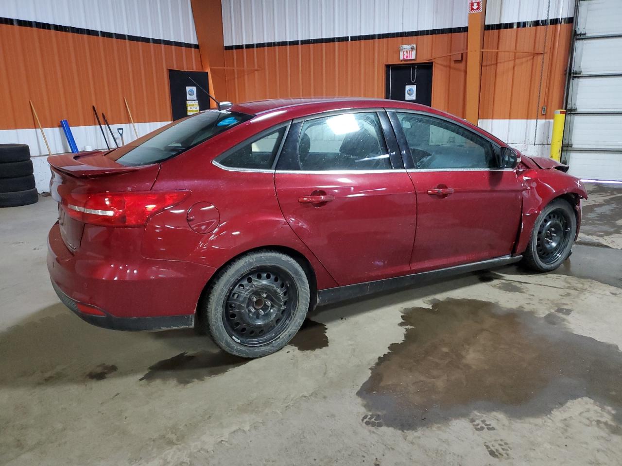 1FADP3J22GL316674 2016 Ford Focus Titanium