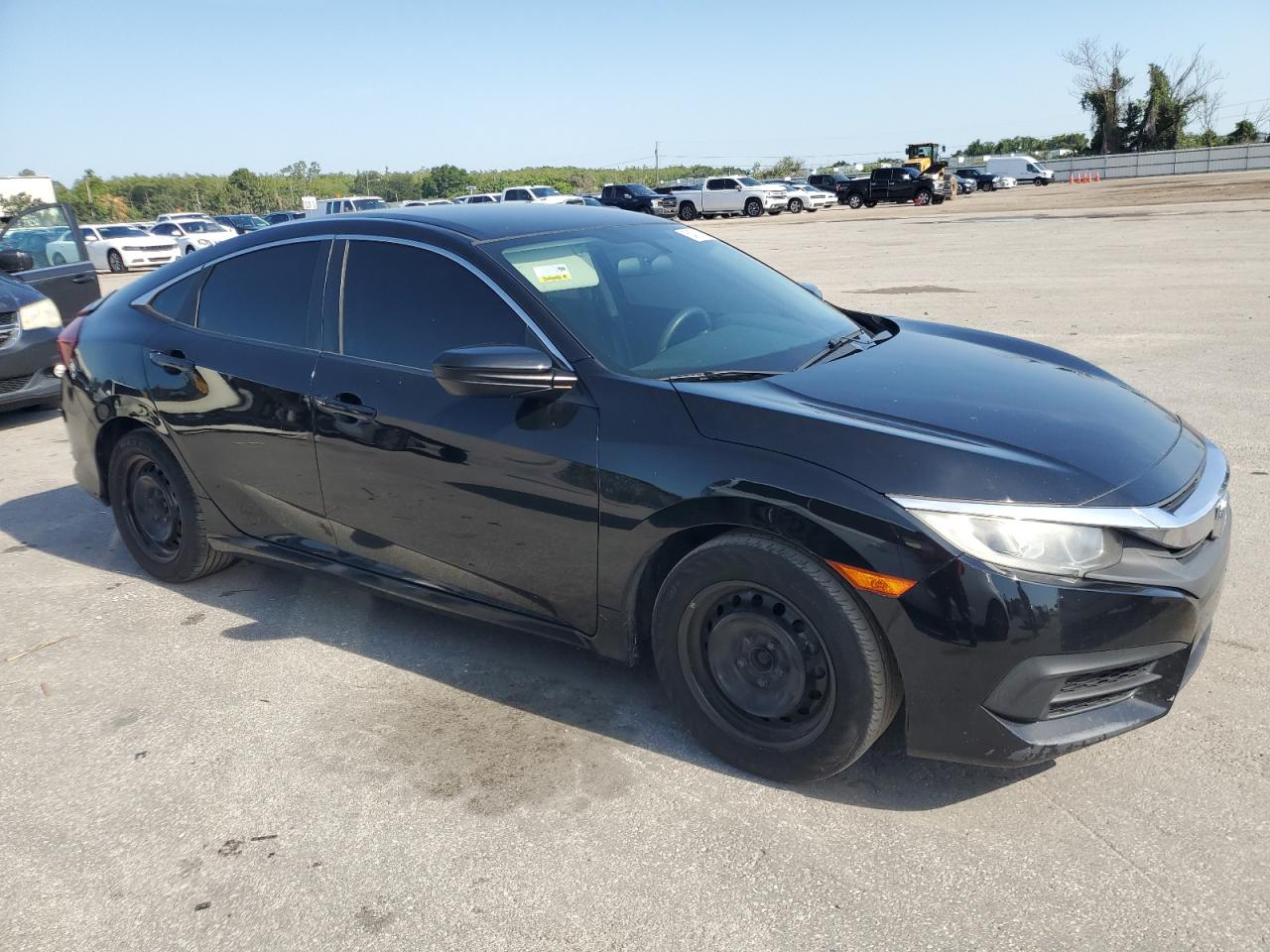 2HGFC2F5XGH577402 2016 Honda Civic Lx