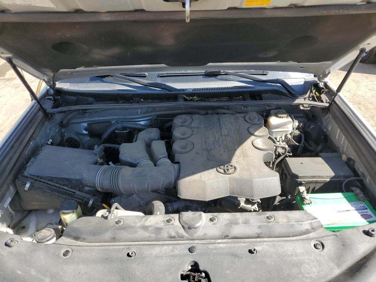 JTEZU5JR5B5030098 2011 Toyota 4Runner Sr5