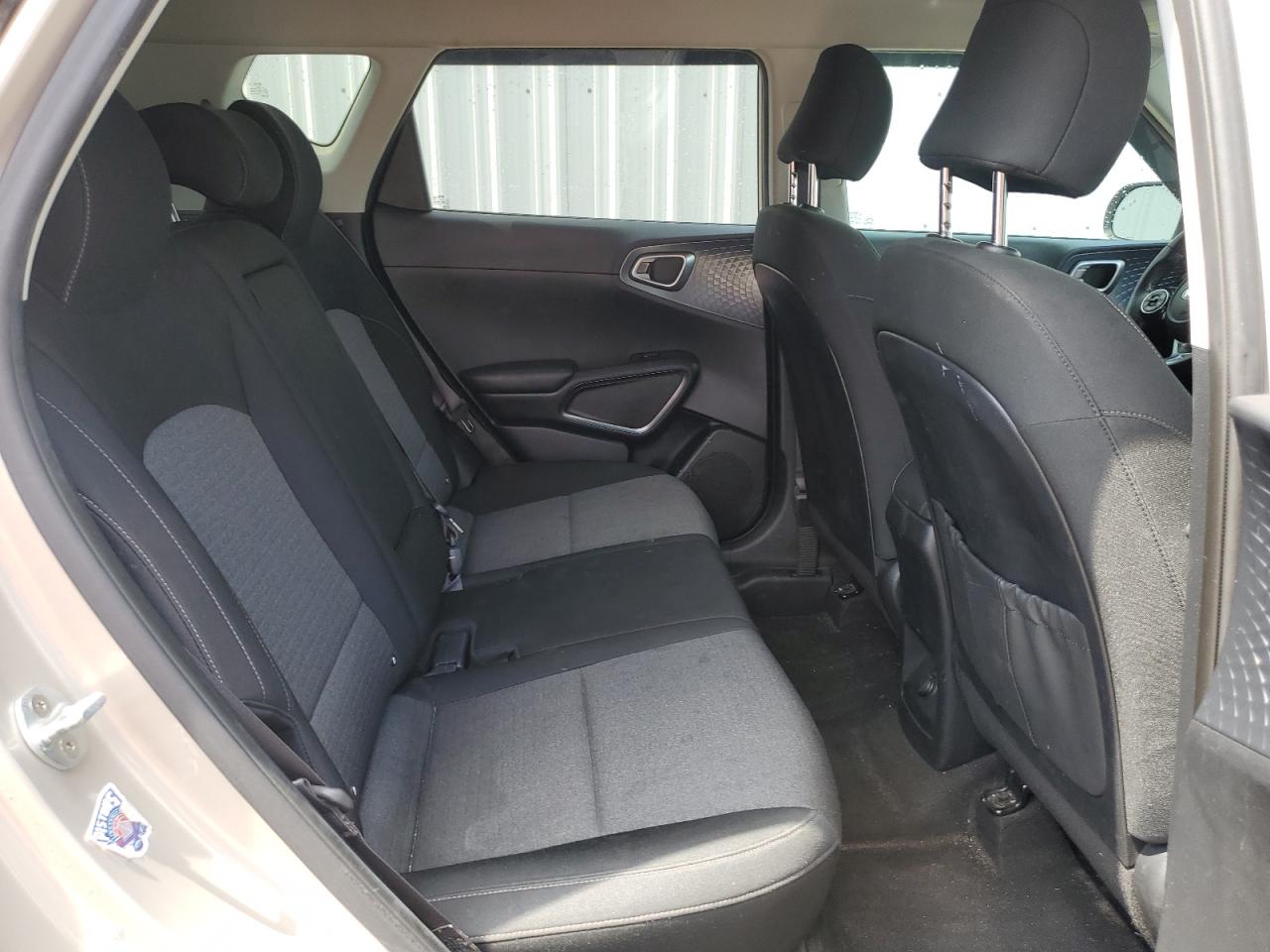 KNDJ33AU6L7117687 2020 Kia Soul Ex