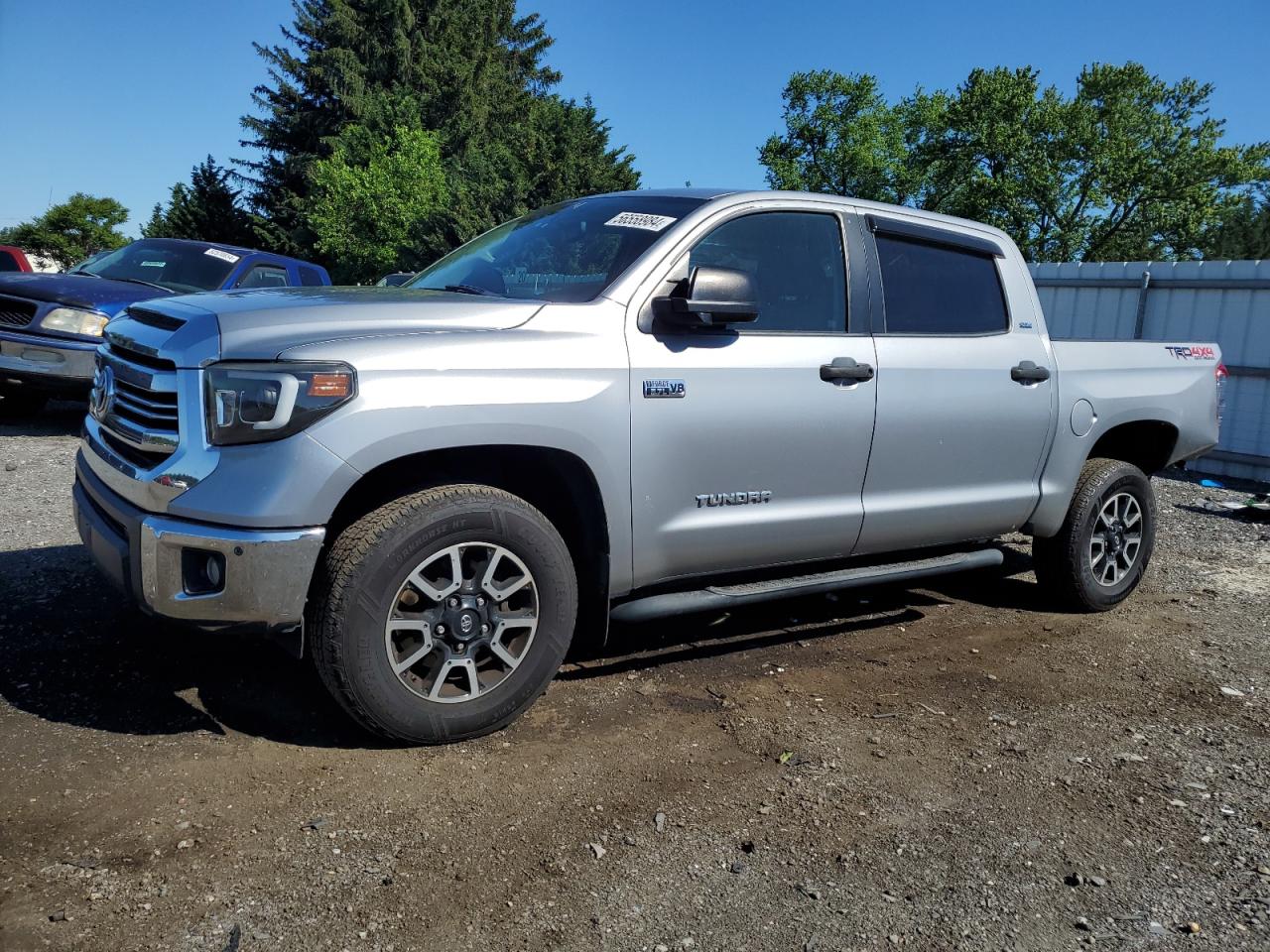 5TFDY5F15GX550352 2016 Toyota Tundra Crewmax Sr5