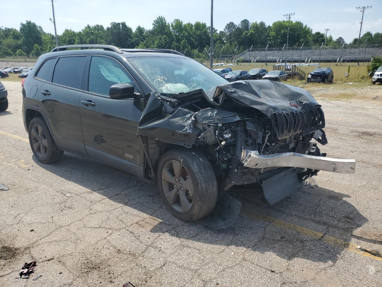 2016 Jeep Cherokee Latitude vin: 1C4PJMCS0GW371540