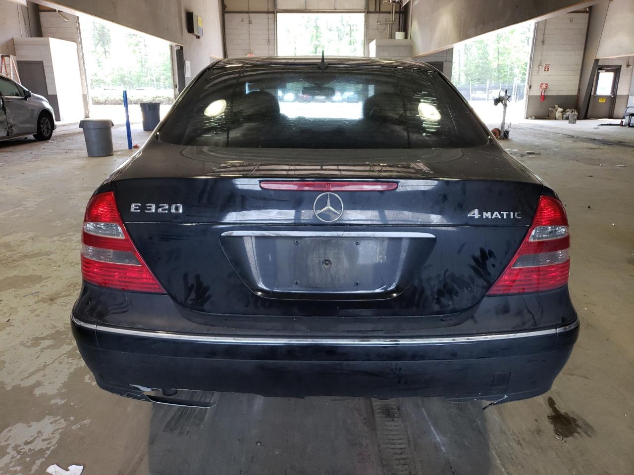 WDBUF65J15A596563 2005 Mercedes-Benz E 320