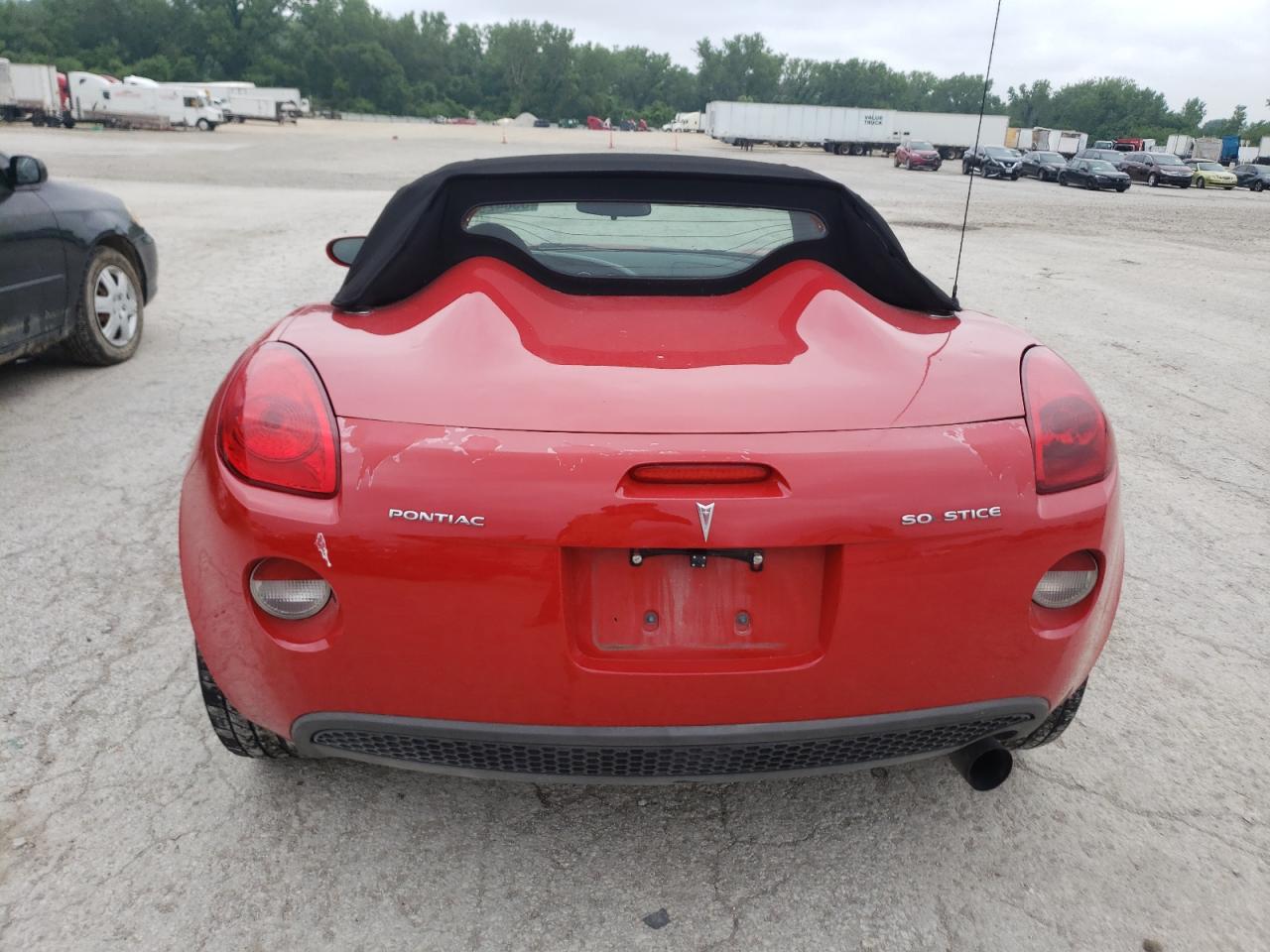 1G2MB33BX6Y106108 2006 Pontiac Solstice