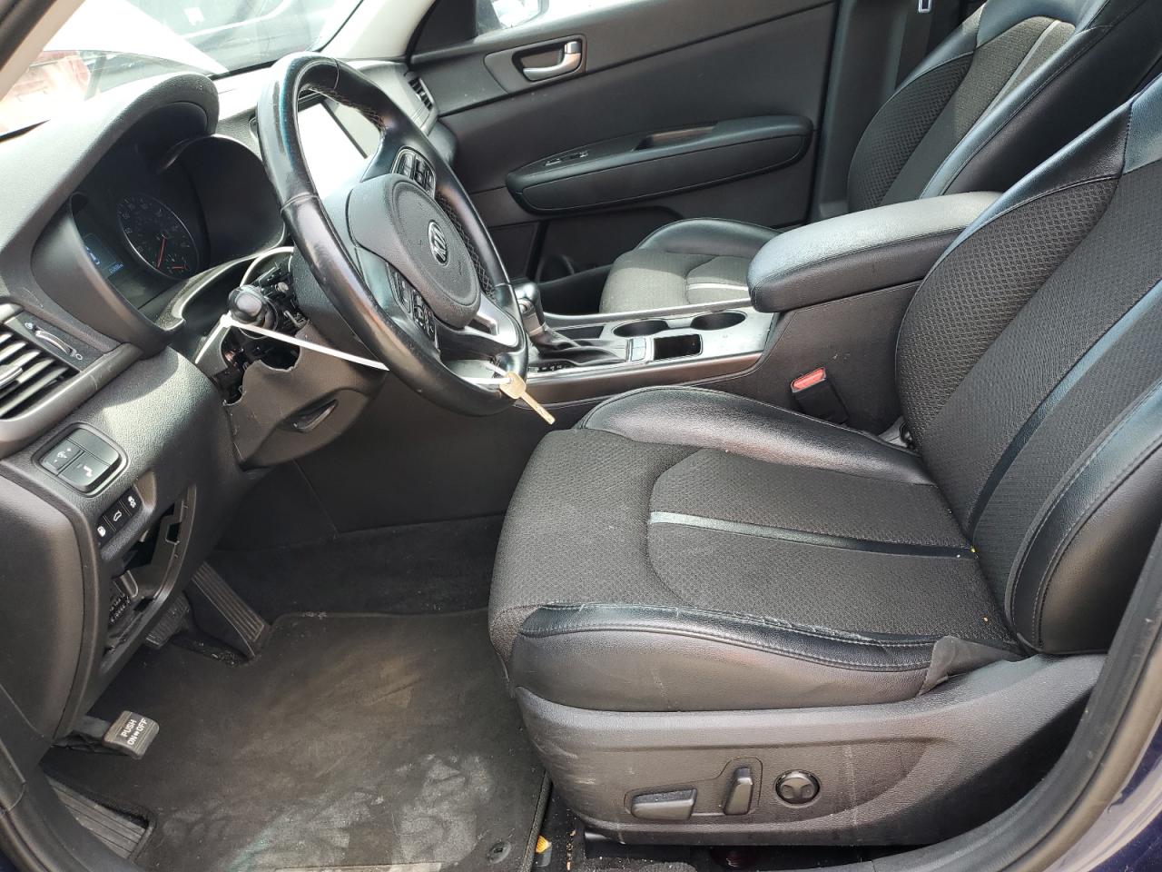 5XXGT4L38JG242439 2018 Kia Optima Lx