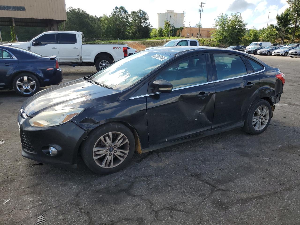 1FAHP3H2XCL338777 2012 Ford Focus Sel