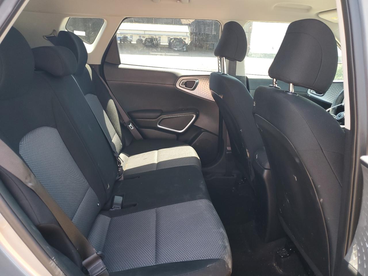 KNDJ23AU0N7833989 2022 Kia Soul Lx