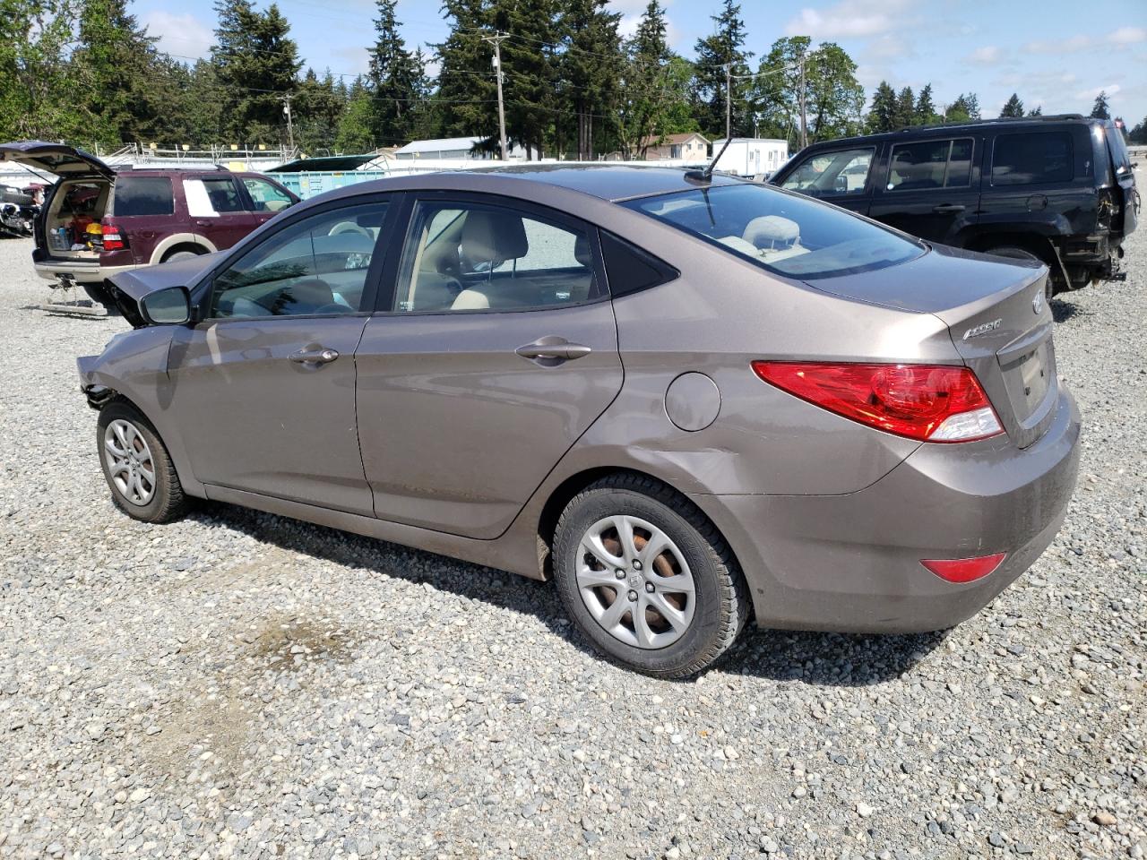 KMHCT4AE4DU366558 2013 Hyundai Accent Gls