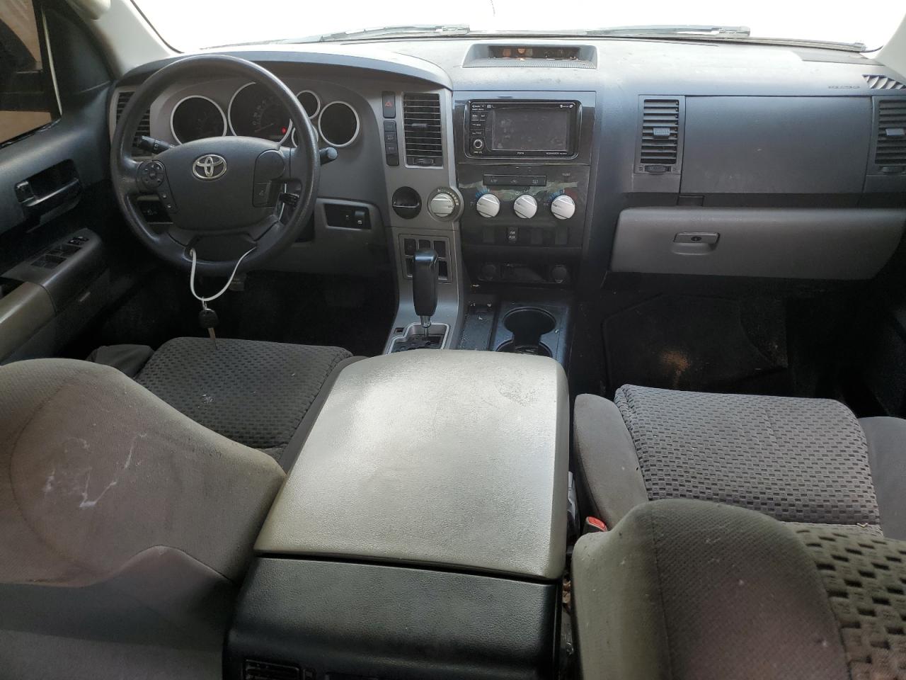 TOYOTA TUNDRA CREWMAX SR5