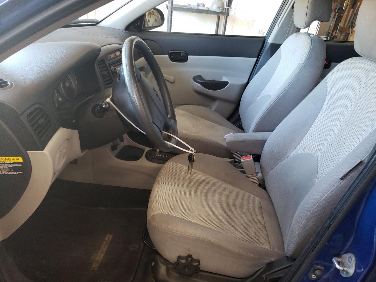 KMHCN46CX9U357548 2009 Hyundai Accent Gls