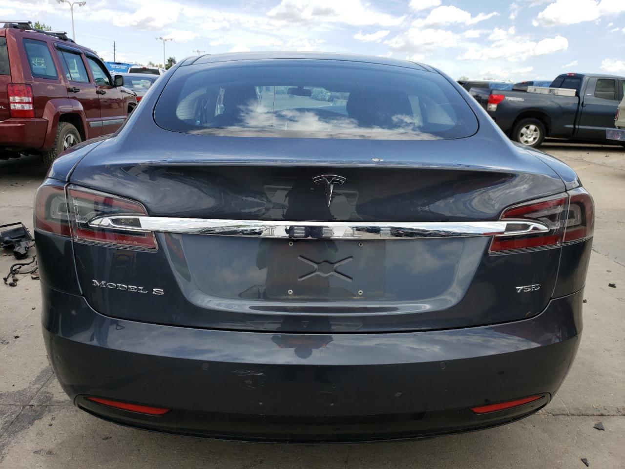 5YJSA1E27HF187854 2017 Tesla Model S