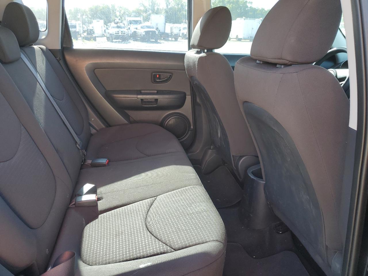 KNDJT2A1XB7347070 2011 Kia Soul