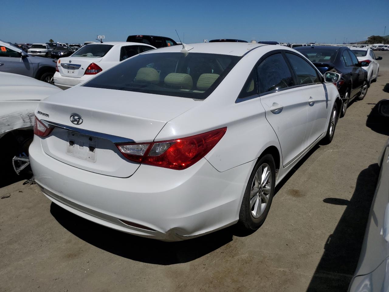 5NPEB4AC5DH645915 2013 Hyundai Sonata Gls