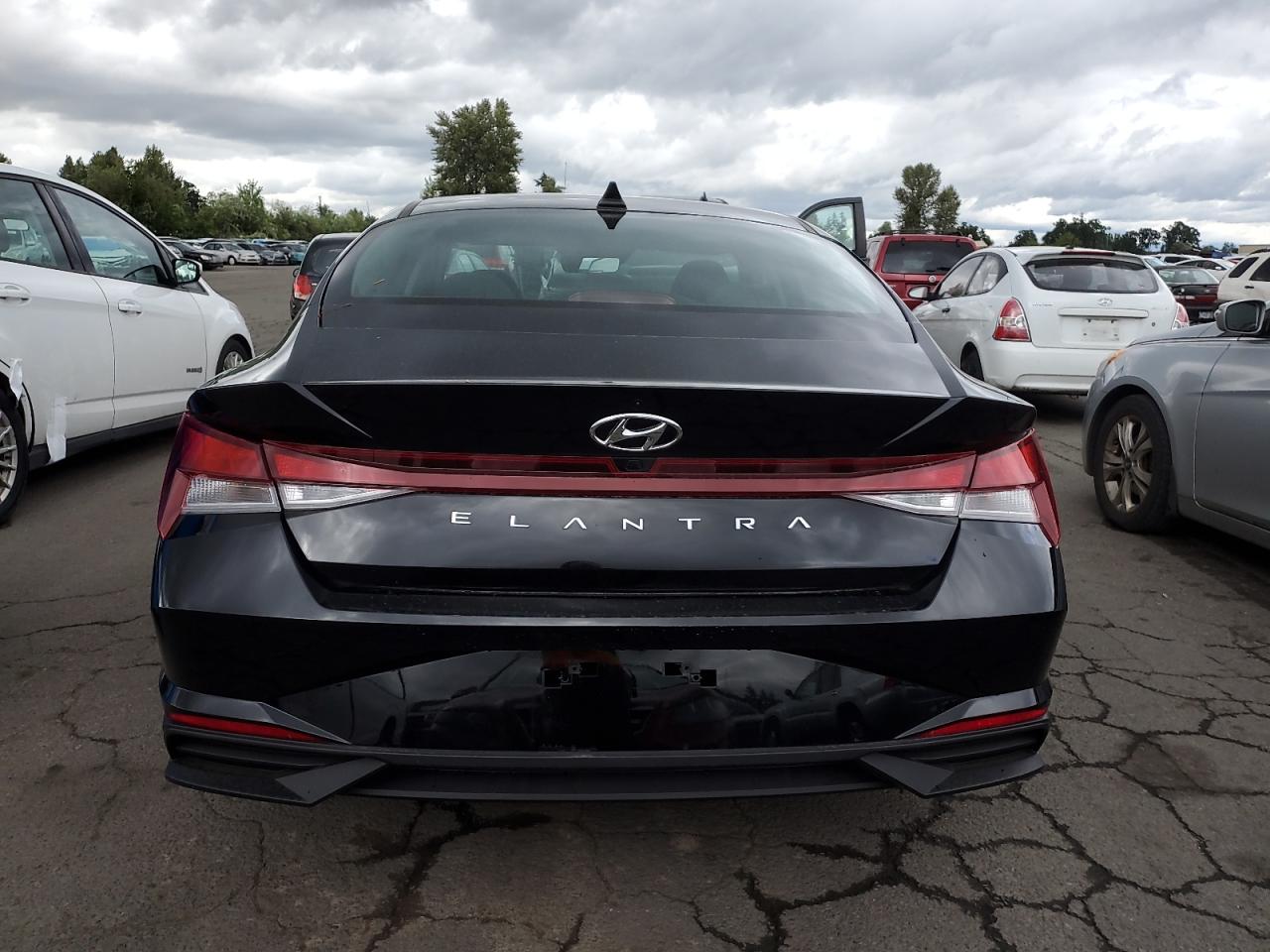 KMHLM4AG6NU289871 2022 Hyundai Elantra Sel