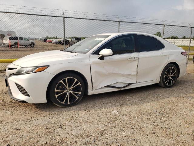 VIN 4T1B11HK0JU575089 2018 Toyota Camry, L no.1