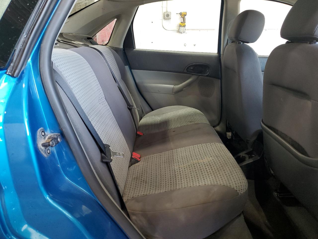 1FAHP34NX7W118012 2007 Ford Focus Zx4