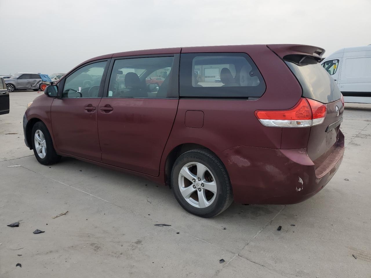 5TDKA3DC8CS009834 2012 Toyota Sienna Base