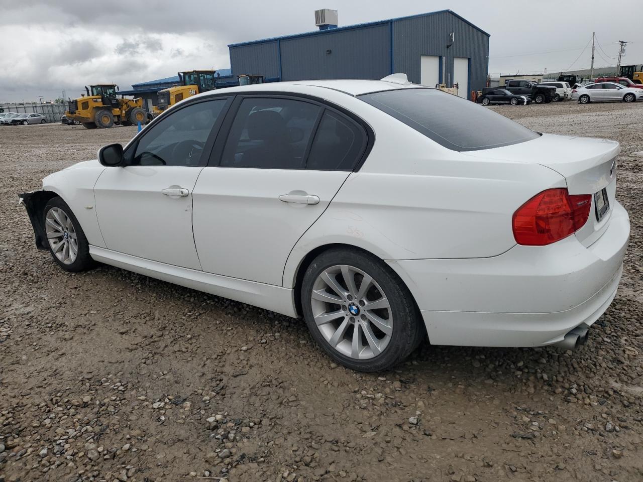 WBAPH7G56BNN07148 2011 BMW 328 I