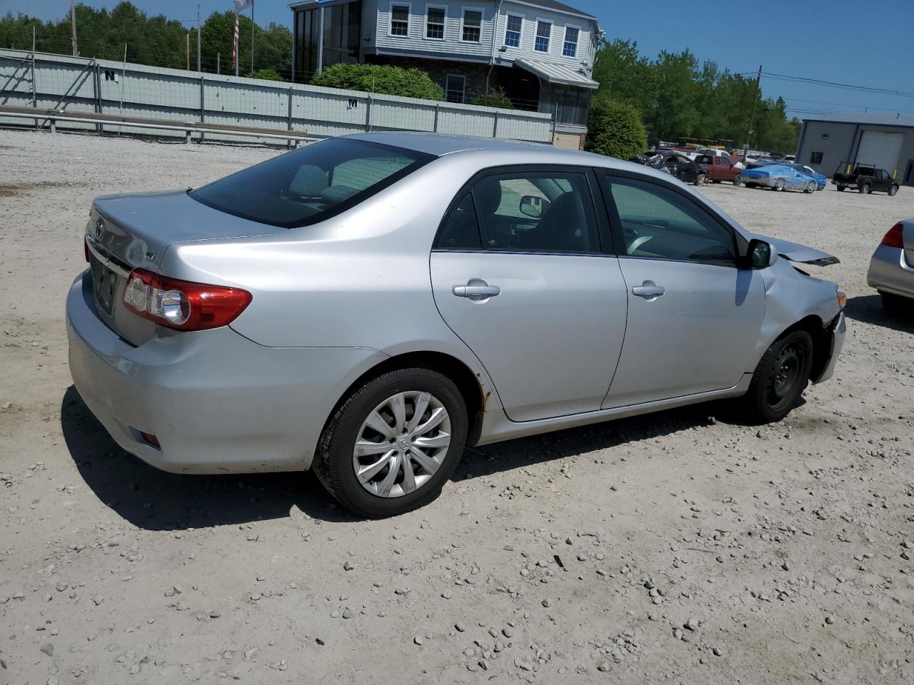 2T1BU4EE0DC081473 2013 Toyota Corolla Base