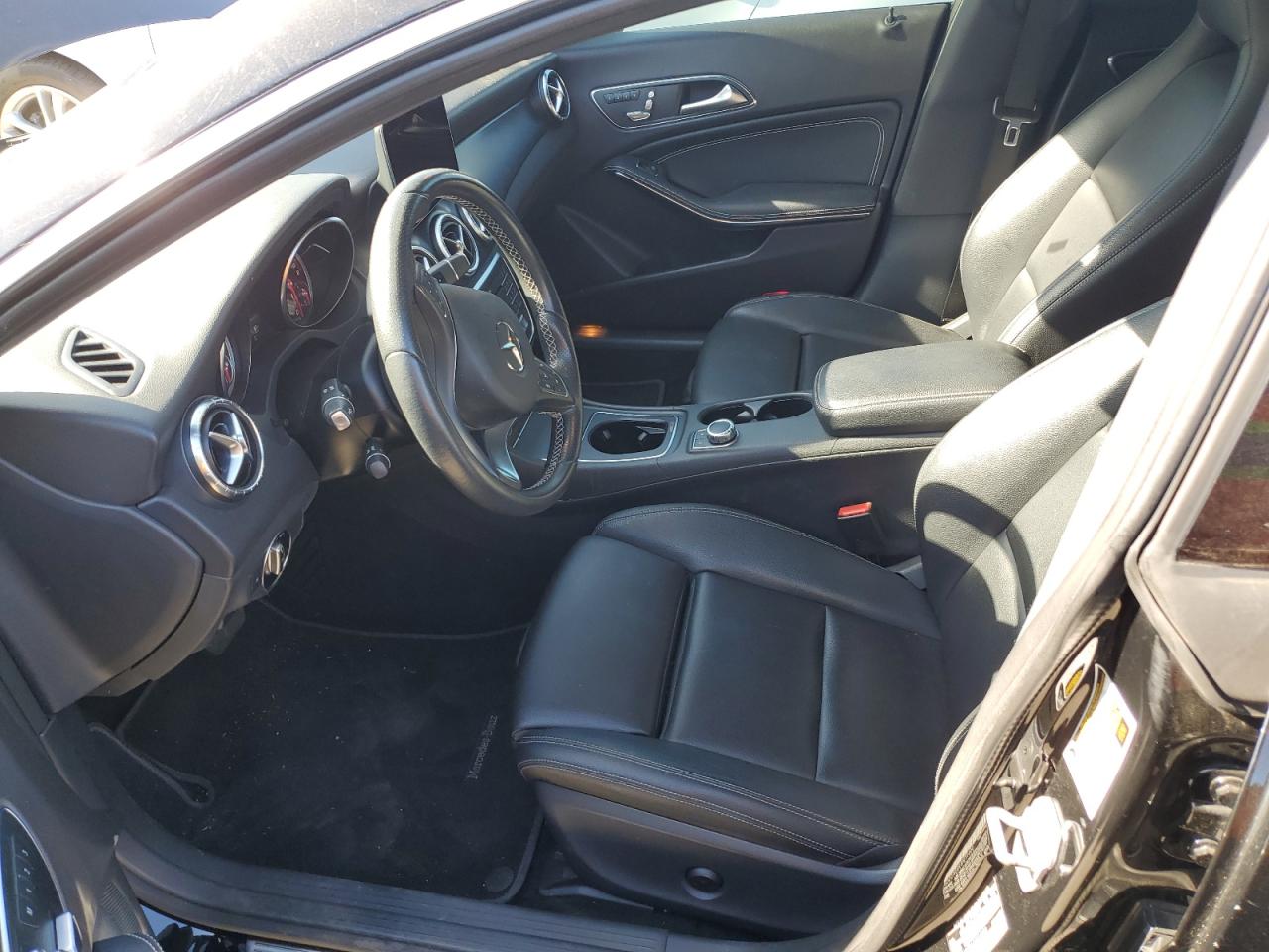 WDDSJ4EB4JN526990 2018 Mercedes-Benz Cla 250