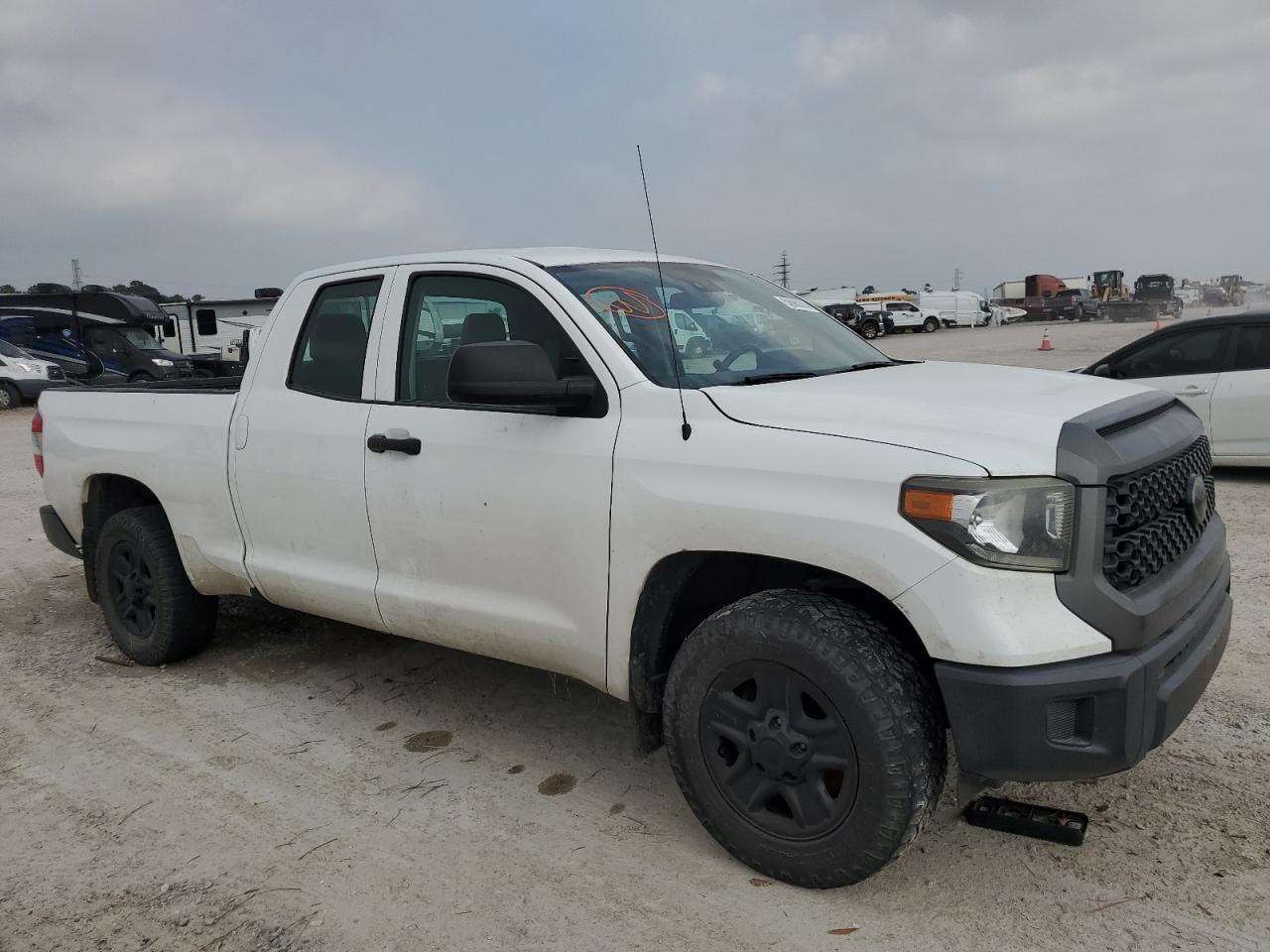 5TFRM5F10JX130264 2018 Toyota Tundra Double Cab Sr/Sr5